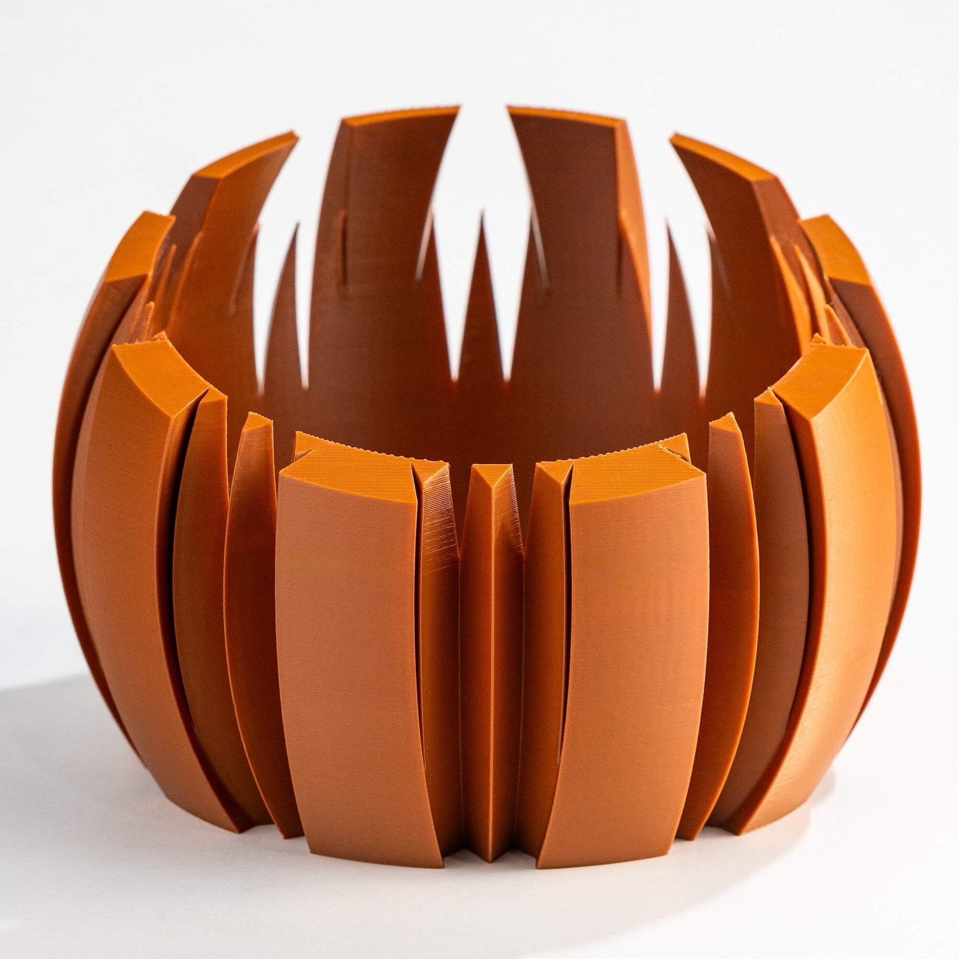 Dara Bowl, a geometric bowl inspired on African geometric patterns, the perfect addition for your home.