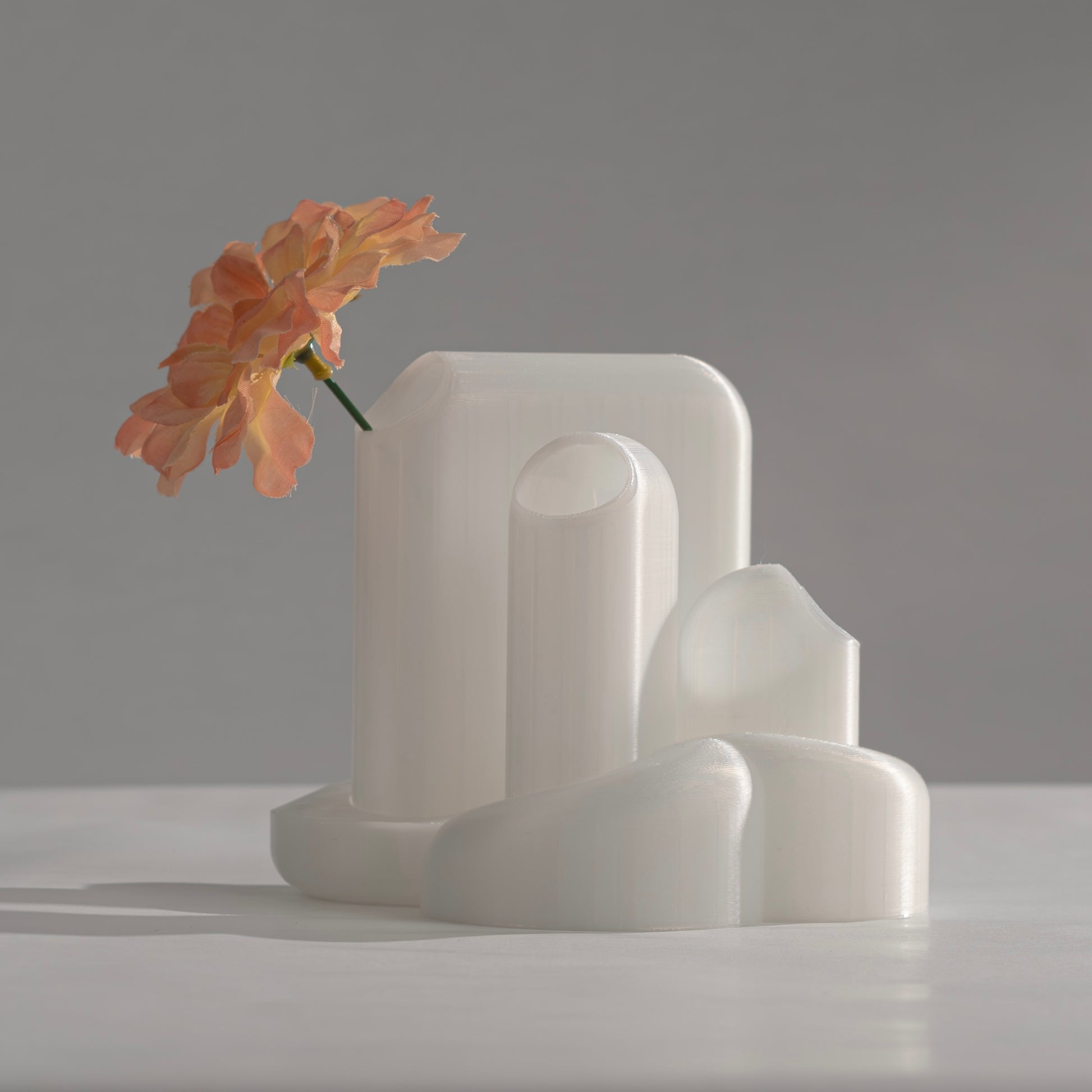 Trivium Vessel Planter. A three-piece small planter.
