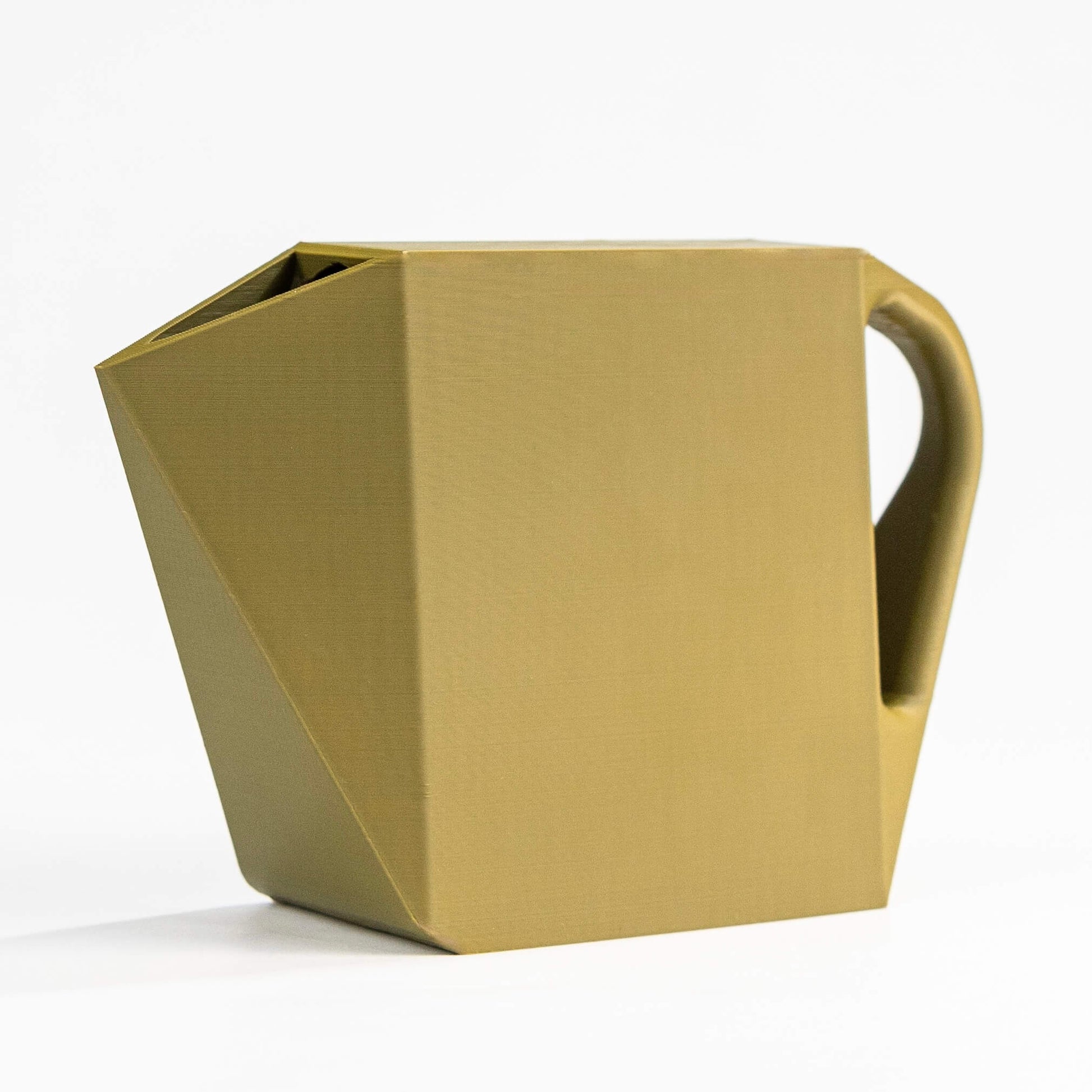 The Watering Jar, a compact water container to elevate your plant care routine. 